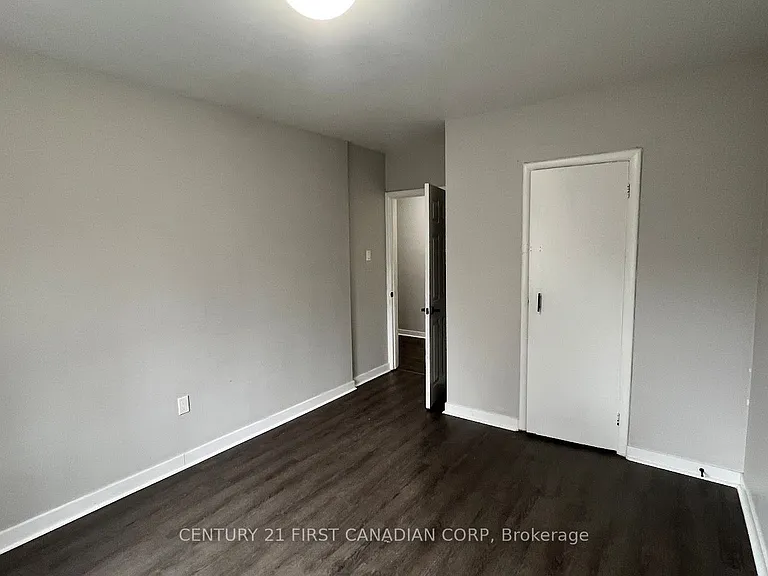 871 Adelaide St N #305 — Photo 4