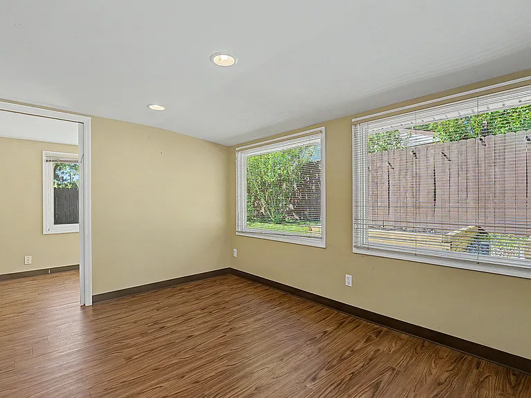 2205 Tampico Trl — Photo 26
