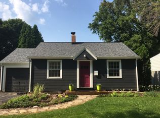 1822 Vahlen St, Madison, WI 53704