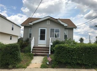 52 David St, South River, NJ 08882
