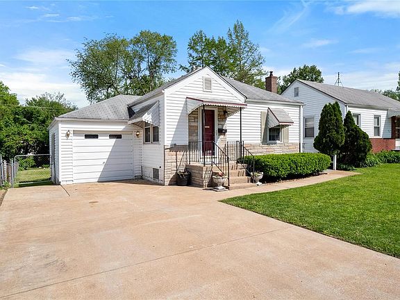 3rd image of 3546 Saint Joachim Ln