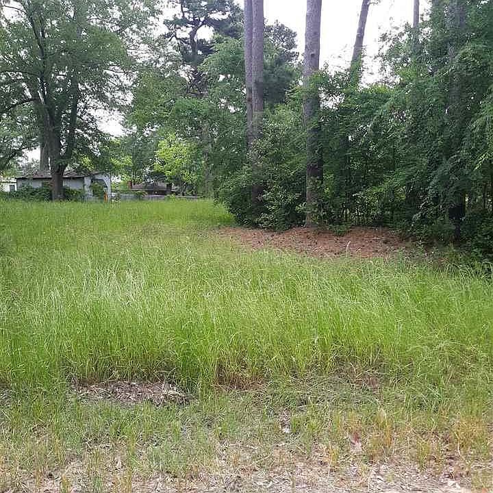 2nd image of Tryon Rd