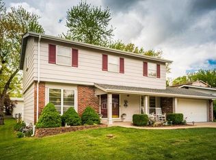 405 Auber Dr, Ballwin, MO