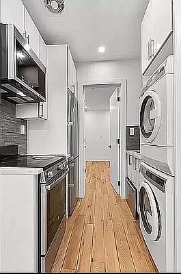 4th image of 247 Mulberry St #17A
