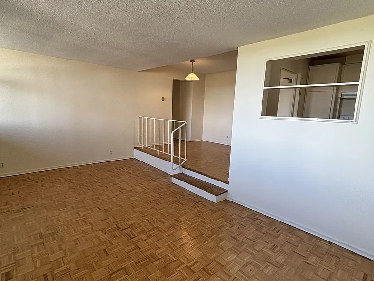 70 McEwen Ave #1106 — Photo 3