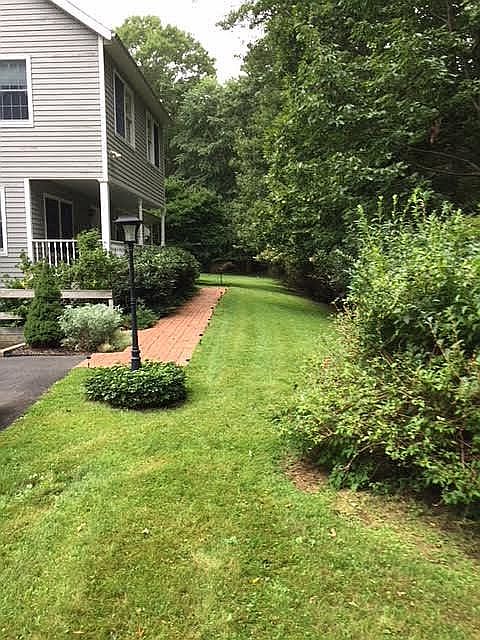 Approach to front of house