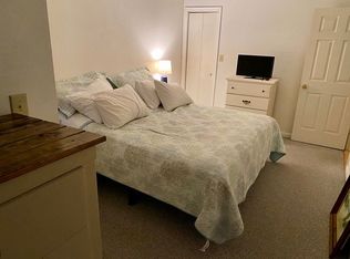 5 Caroline St, Ocean View, DE 19970