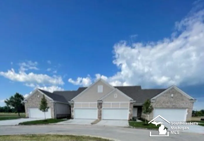 835 Plum Village Dr photo 1