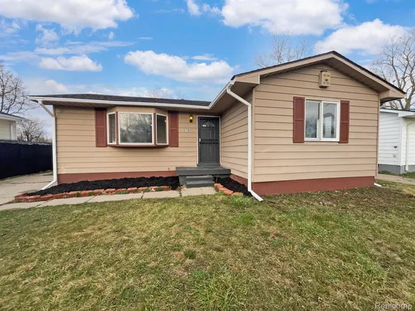 570 Highland Ave, Pontiac, MI 48341