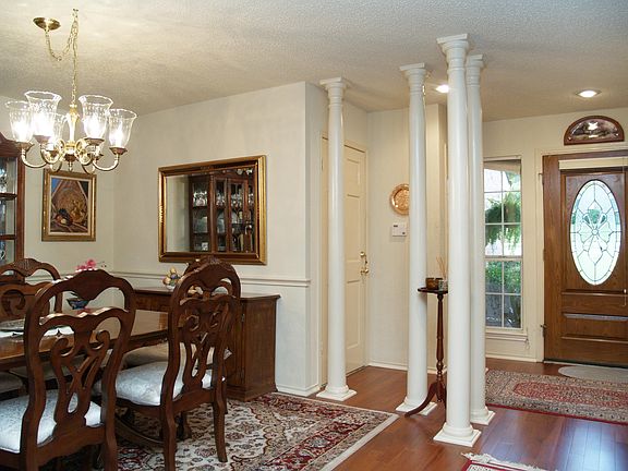 4th image of 3708 Williamsburg Cir