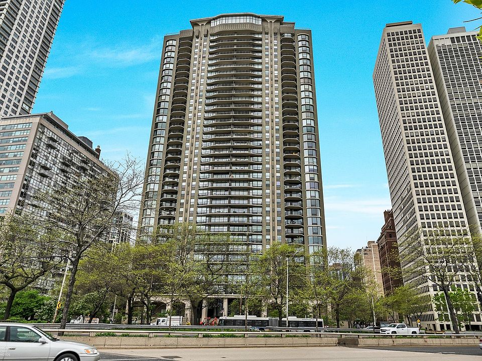 1st image of 1040 N Lake Shore Dr APT 9D