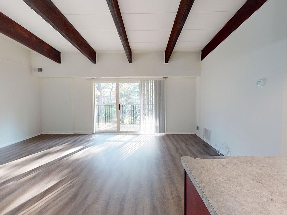 1st image of 612 Walpole St #20-203