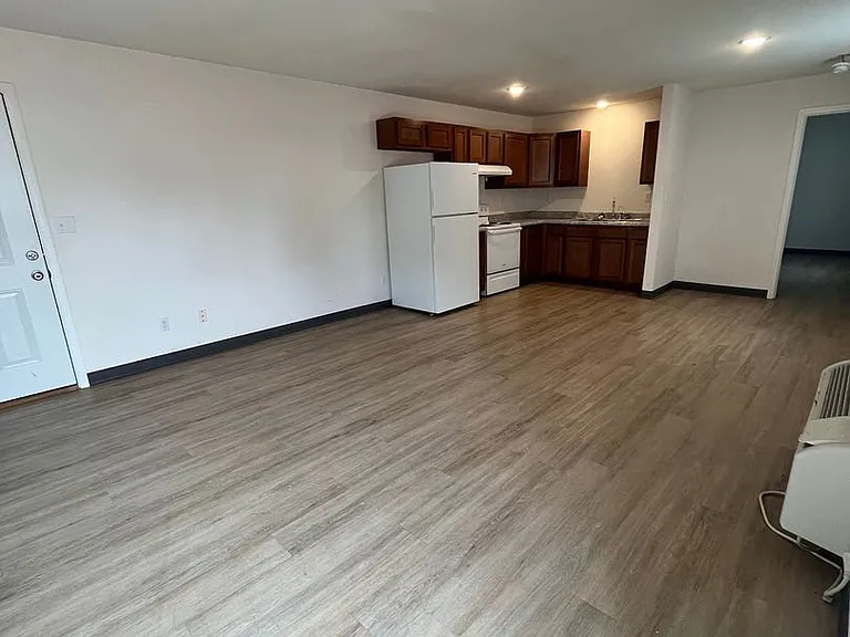6104 Busiek Rd — Photo 12