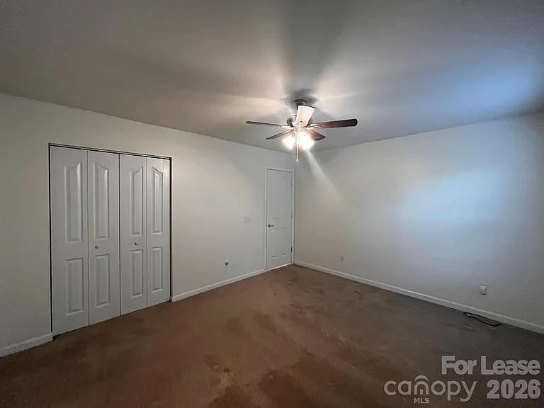 17508 Westmill Ln — Photo 13
