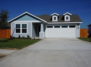 155 Spiny Lizard Ln, San Marcos, TX 78666