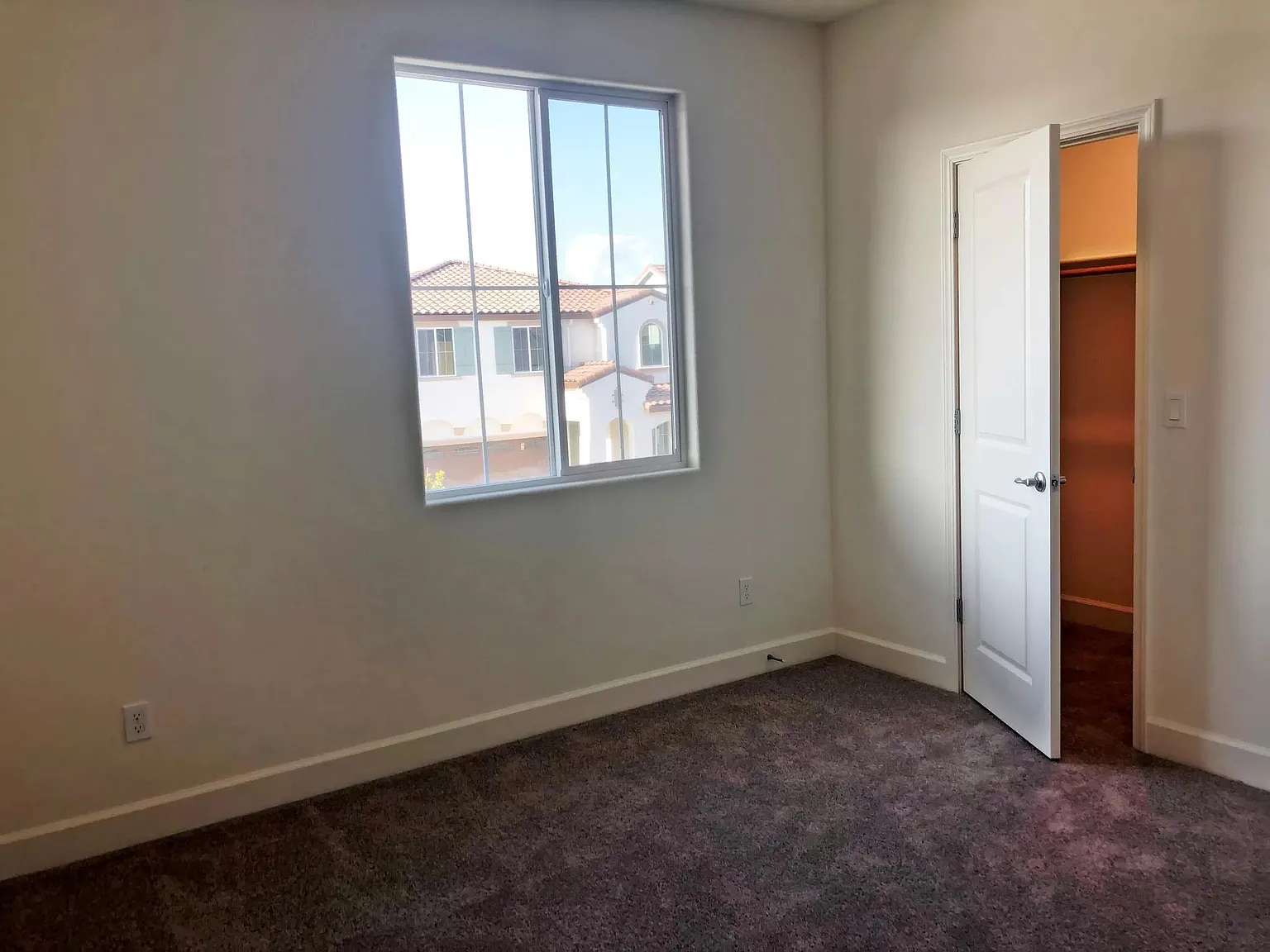 1 bed, 580 sqft, $1,800 — Photo 2