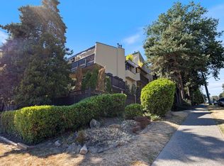 110 7th St #306, New Westminster, BC V3M 5W5