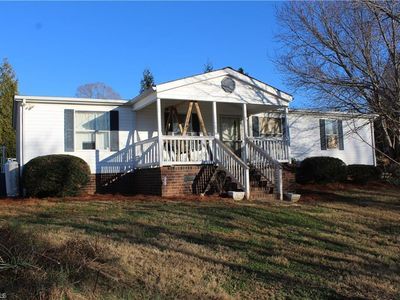 1032 Pearl Ct, Randleman, NC, 27317
