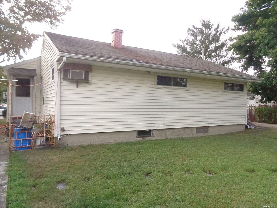 201 Hilltop Drive, Brentwood, NY 11717 Zillow