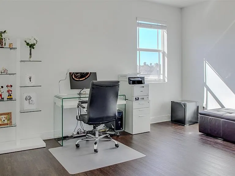 9911 S Miralago Way — Photo 19