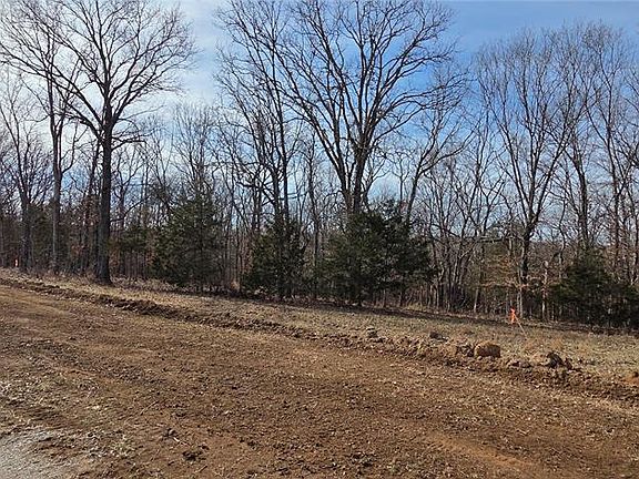 2nd image of 1970 Tanglefoot Farms Rd