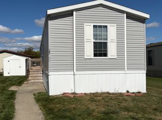 20745 Seneca Dr #83, Clinton Township, MI 48036