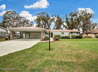 134 Riverside Dr, Satsuma, FL 32189