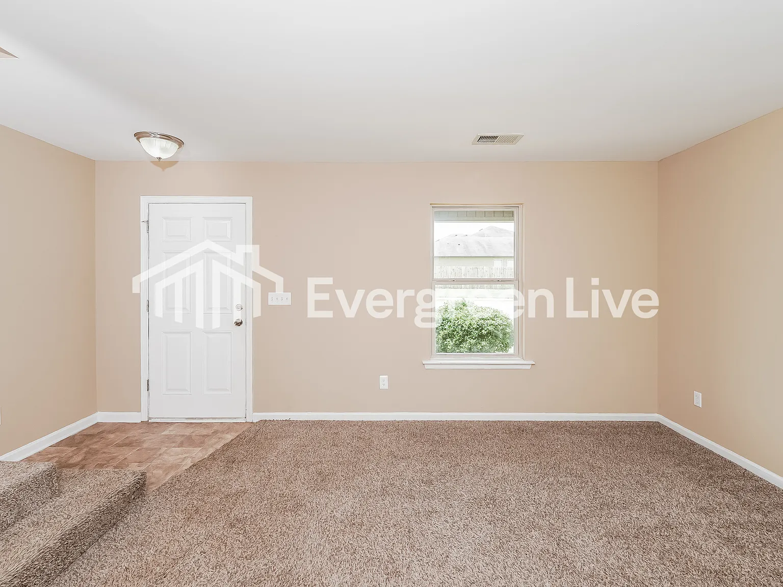 3 bed, 3.0 bath, 1421 sqft, $1,495 — Photo 2
