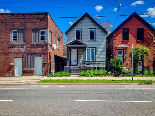334 Gage Ave N, Hamilton, ON L8L 7A7