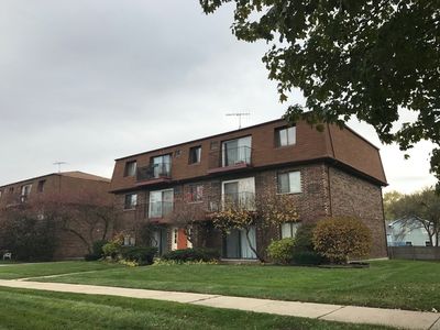 1212 Whispering Hills Dr #1-A, Naperville, IL, 60540