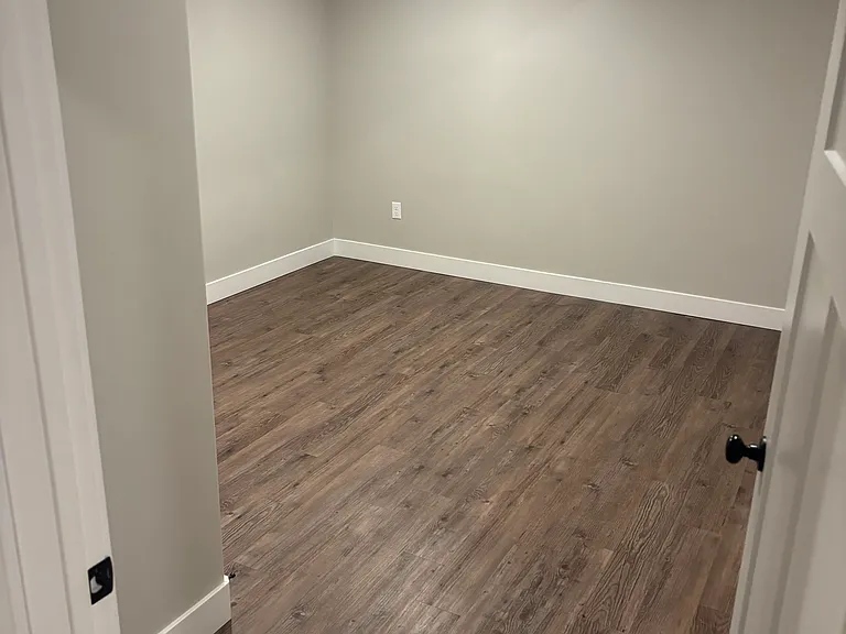 1138 N 1000 E — Photo 8