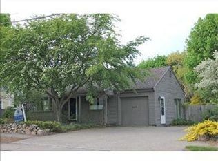 242 Greendale Ave, Needham, MA 02494