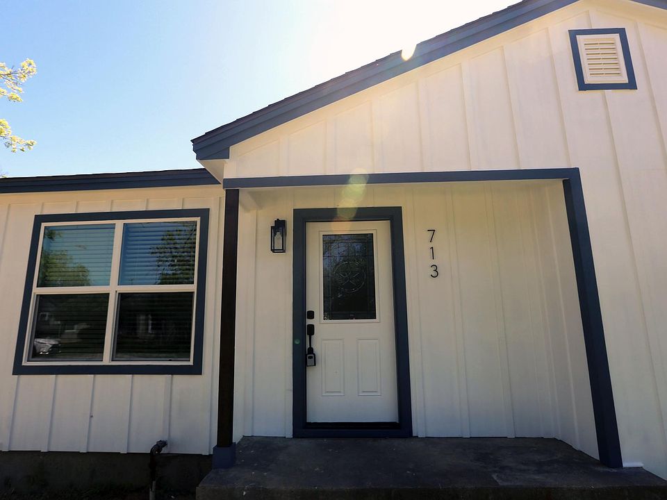 1st image of 713 Churchill Dr