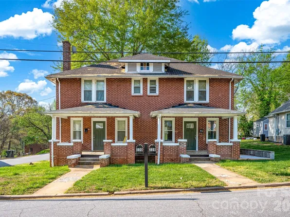 328-330 3rd Ave SE, Hickory, NC 28602