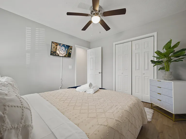 2031 Jockey Ct — Photo 21