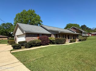 111 Chessie Ln, Carthage, MS 39051