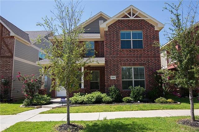 1st image of 1016 Hayden Ln