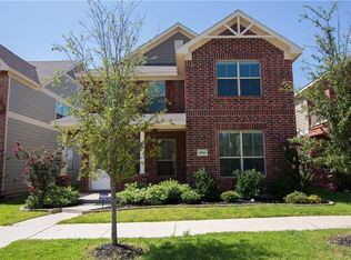 1016 Hayden Ln, Aubrey, TX 76227