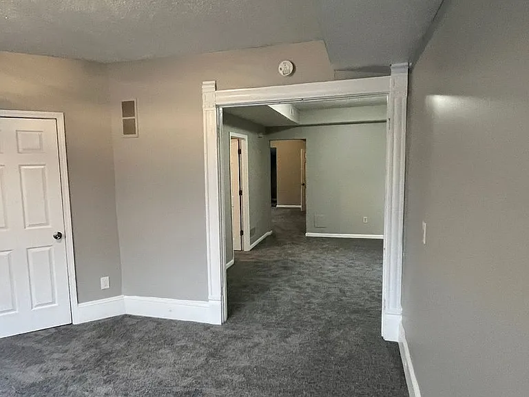 7728 Elton Ave — Photo 29