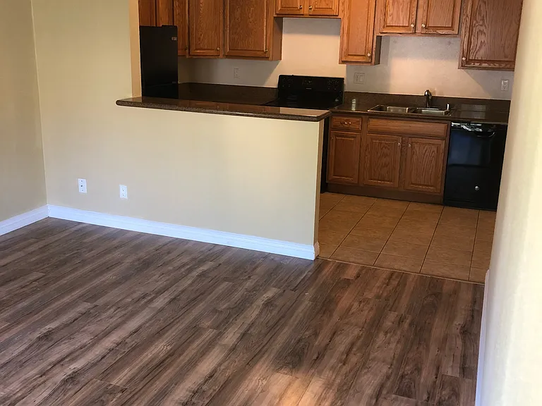 1661 Bayview Heights Dr #24 — Photo 7