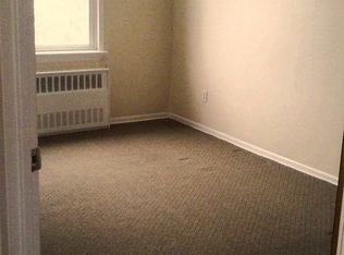 3015 71st St APT 3L, East Elmhurst, NY 11370