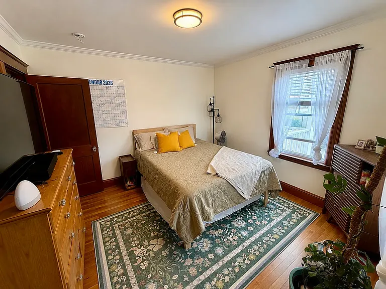 213 N St #1 — Photo 9