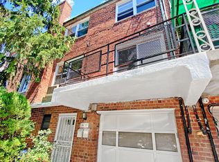 84-32 55th Rd, Flushing, NY 11373