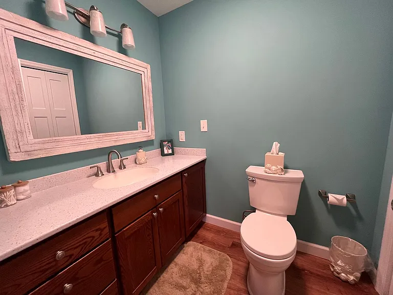 203 Fox Ln — Photo 16