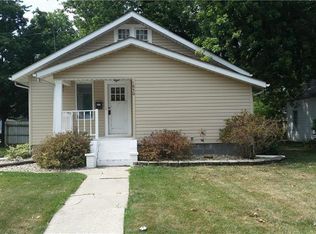 1850 Fairfax St, Carlyle, IL