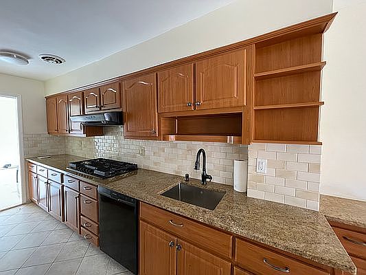 1st image of 2111 E 64th St #2