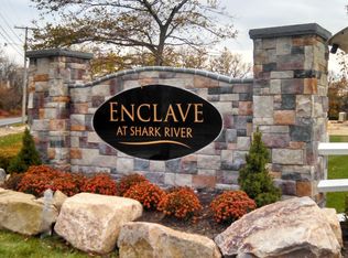 2 Abbey Rd, Tinton Falls, NJ 07753