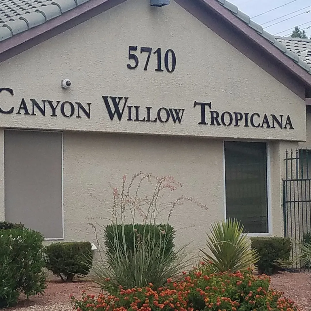 Spacious Gated Condo with Enclosed Patio & Community Amenities — Photo 1