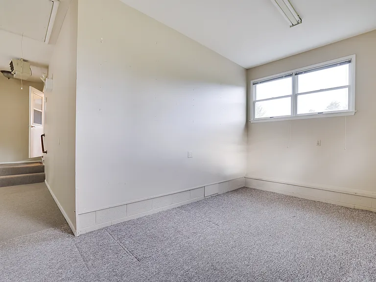 863 Interchange Rd — Photo 11