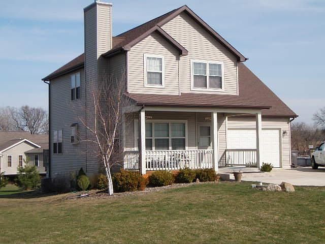 1st image of N1658 N Geneva Ave